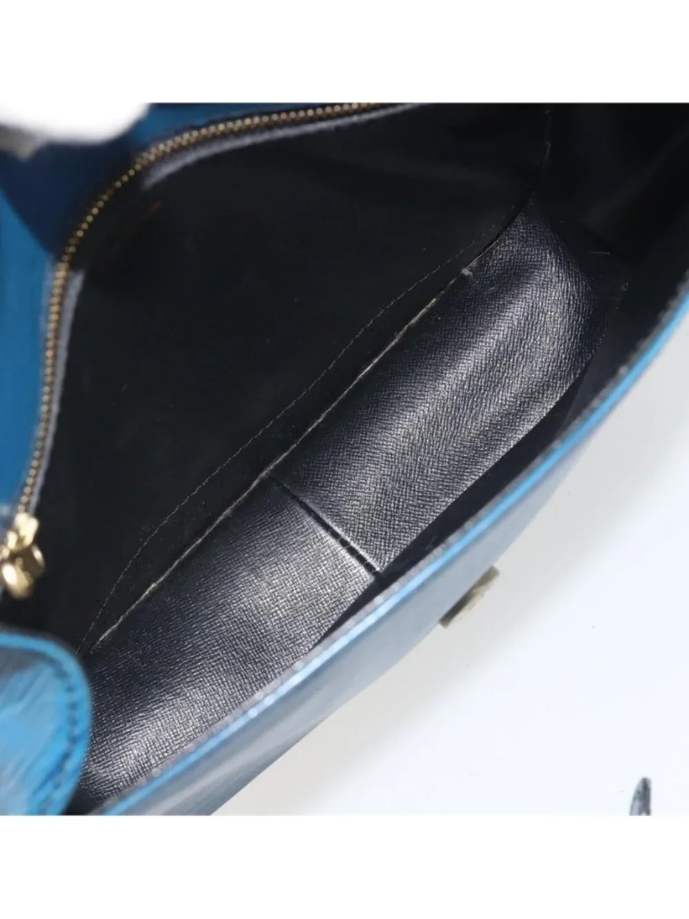 Authentic LOUIS VUITTON Epi Saint Cloud GM Shoulder Bag Blue M52195 LV